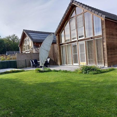 Maison 3 Chambres A 200 M De La Plage Des Lacs De L Eau D Heure Froid-Chapelle エクステリア 写真