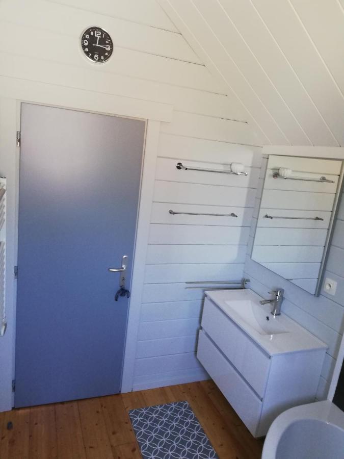 Maison 3 Chambres A 200 M De La Plage Des Lacs De L Eau D Heure Froid-Chapelle エクステリア 写真