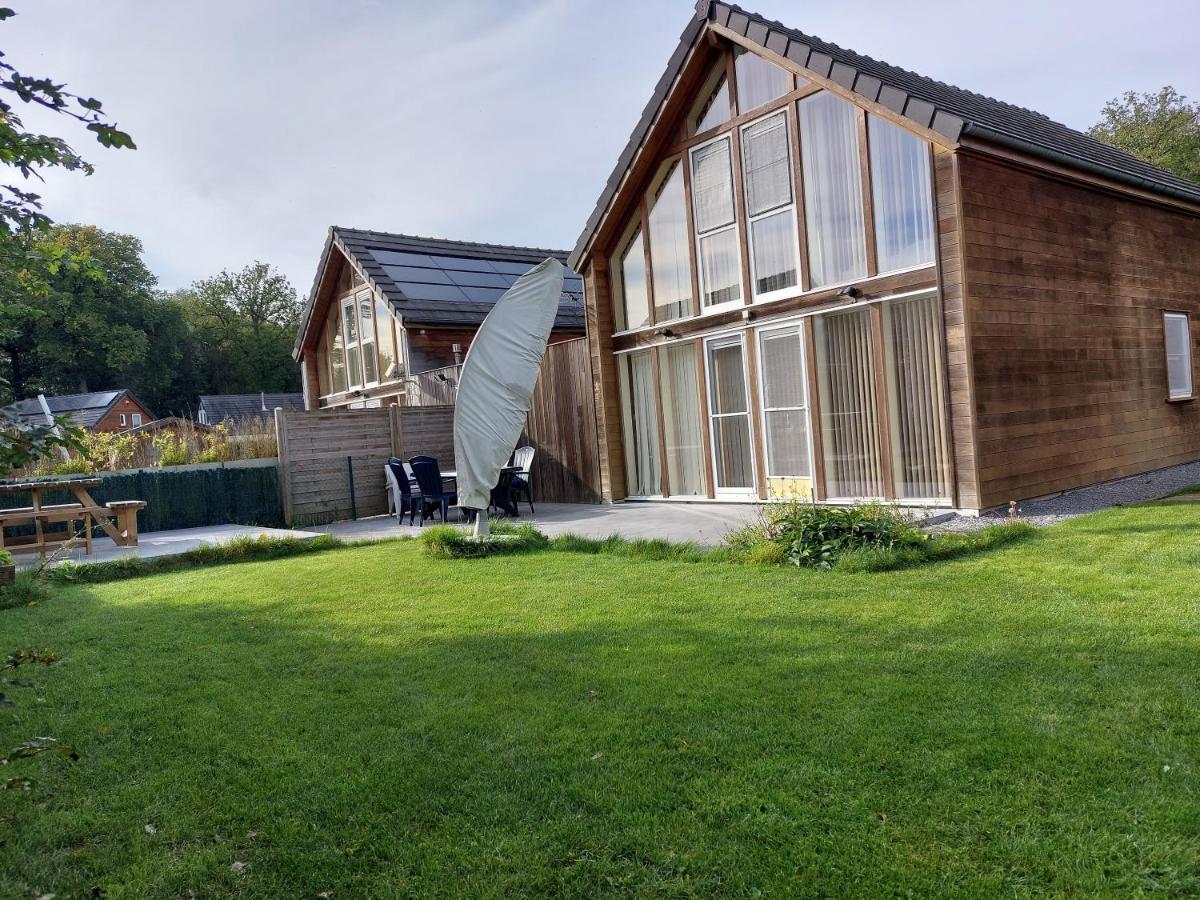 Maison 3 Chambres A 200 M De La Plage Des Lacs De L Eau D Heure Froid-Chapelle エクステリア 写真